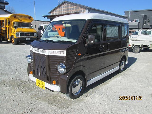 スズキ　エブリィ運転席シートリクライニング可能なキッチンカー