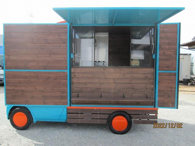 ニッサン　クリッパートラックベース　キッチンカー