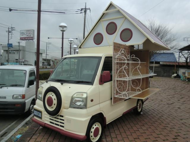 お家になる移動販売車“お花屋さん”