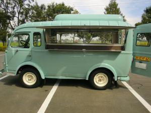 1955年式　ルノー1000KG  